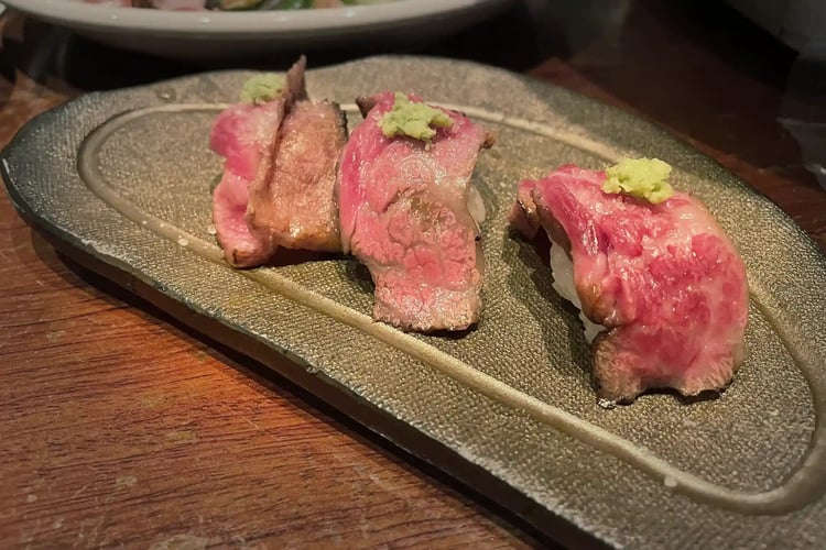 Wagyu nigiri sushi