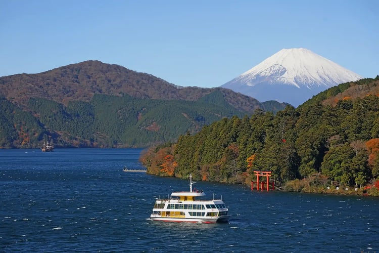 Hakone, Lake Ashi