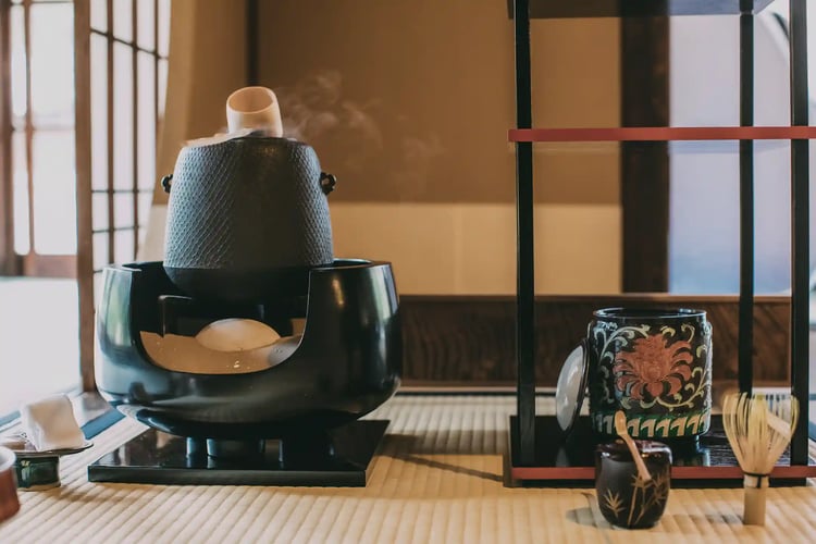 tea ceremony utensils