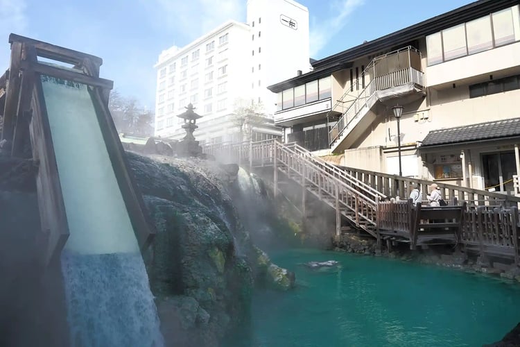 Early morning at Yubatake, Kusatsu Onsen