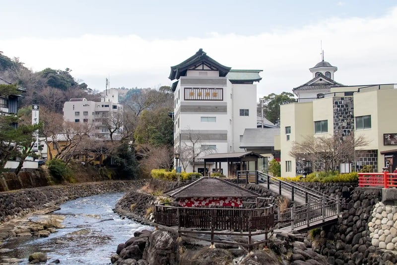 Tokko-no-yu, the spring at the centre of Shuzenji Onsen