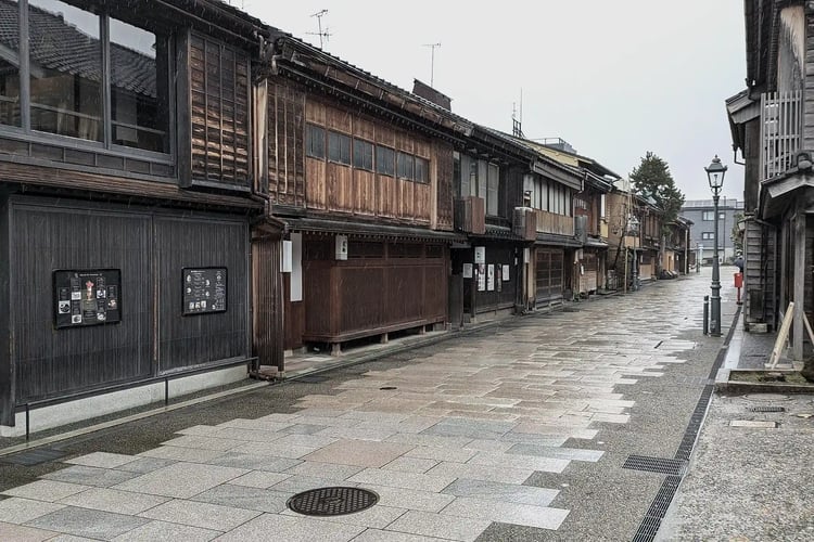 Rainy Nishi Chaya District Kanazawa  Ishikawa  Prefecture