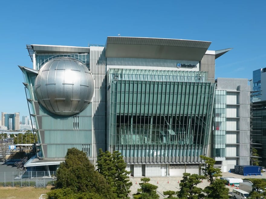 From the Yurikamome Line to Miraikan (The National Museum of Emerging Science and Innovation)