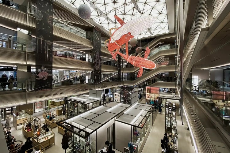 GINZA_SIX_Atrium_View_201912