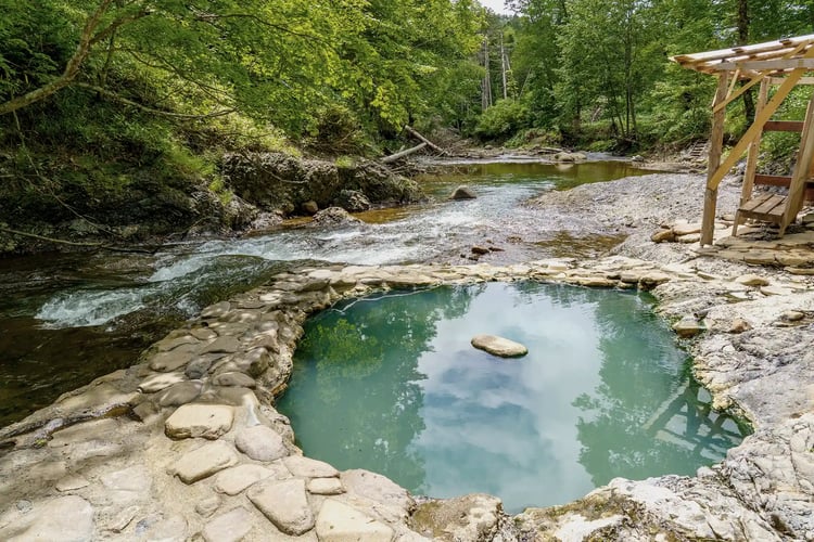 Shikaribetsukyo Kano-yu (Deer Hot Spring) in Shikaoi, Hokkaido
