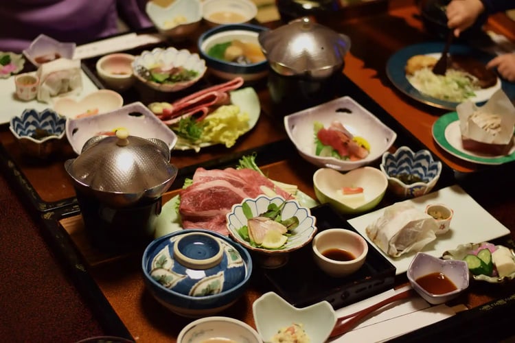 Traditional Inn Dining