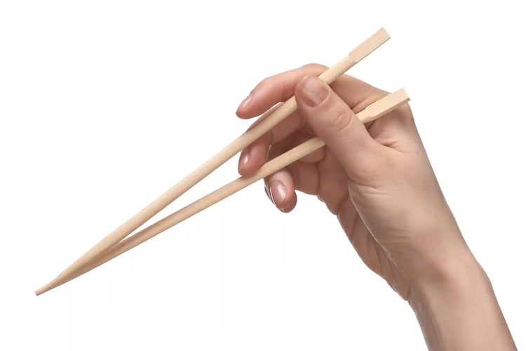 How to hold chopsticks