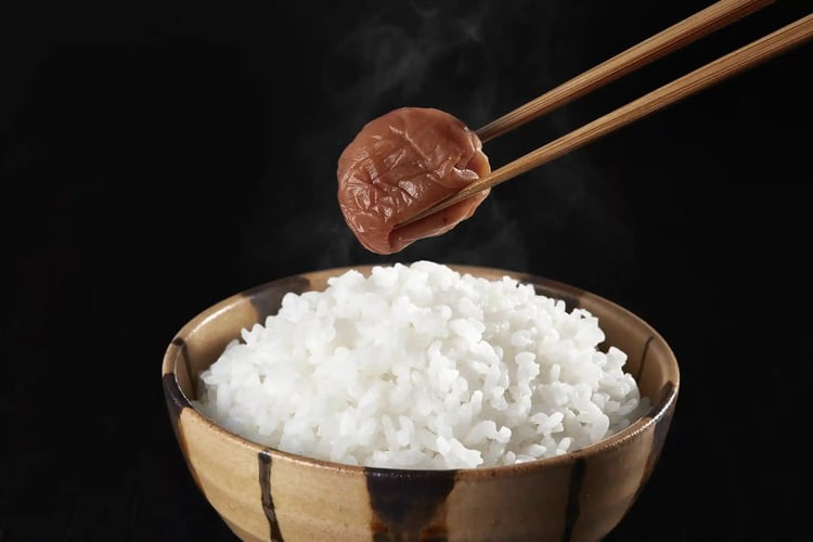 White rice and pickled plums