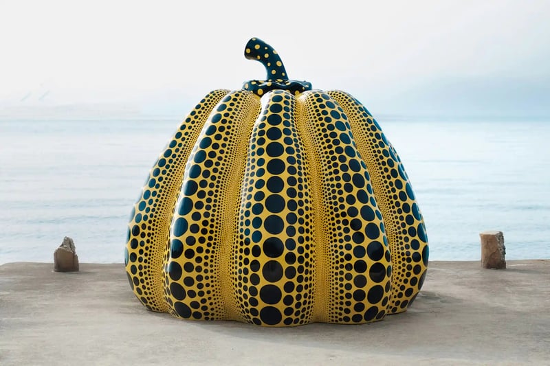 Yayoi Kusama_s pumpkin sculpture