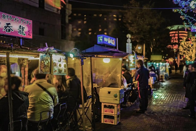 Hakata_s unique food stalls (Yatai)