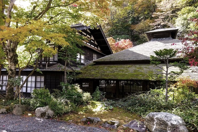 Hōshi Onsen in autumn