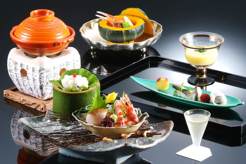 Seasonal_Kaiseki_Sample_(25802491971)
