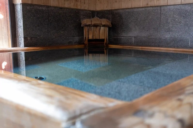Mikawa Onsen Indoor Bath (Kumamoto)