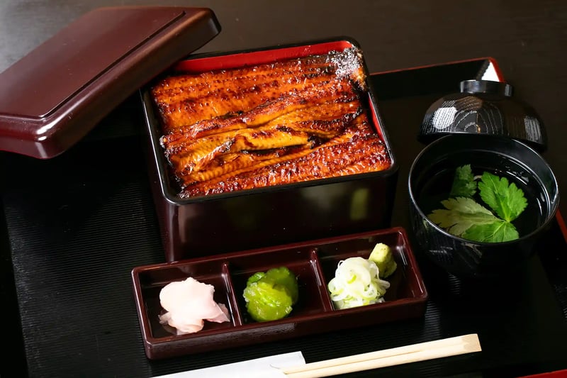 Kabayaki (Glazed and grilled eel)