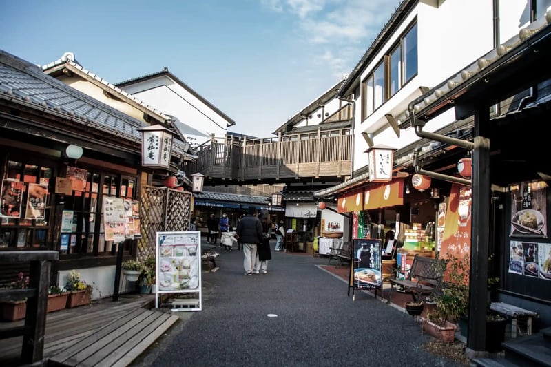 Yunotsubo Avenue Yunotsubo Street