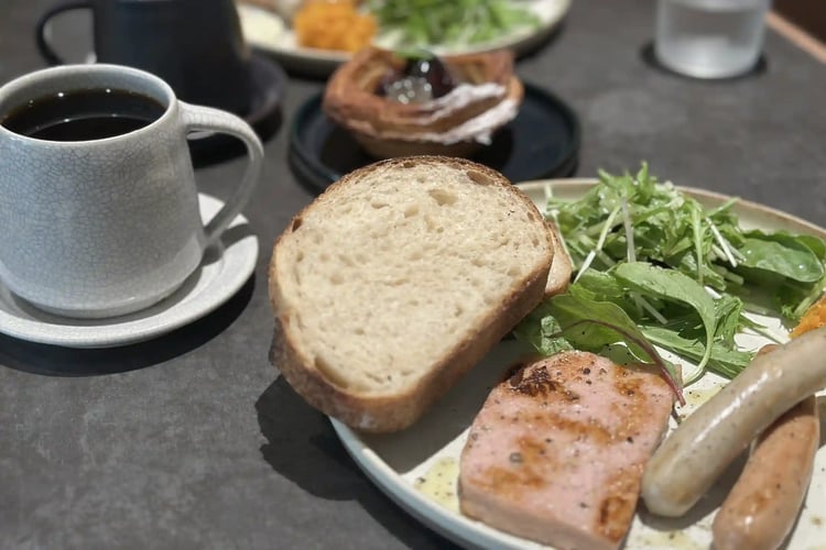 Coffee in a chic atmosphere