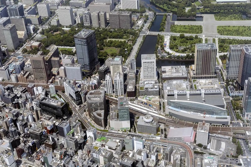 Aerial view of the area around Yurakucho Station