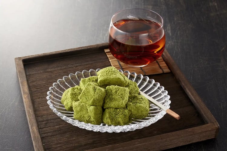 Matcha Warabimochi and Hojicha