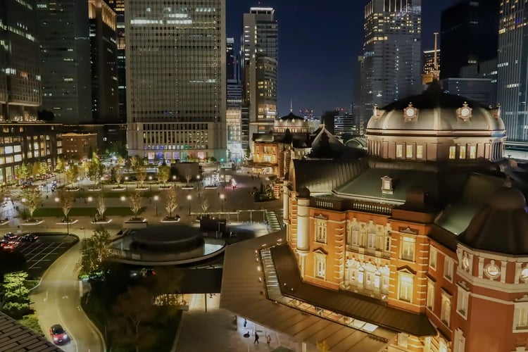 Night view of Tokyo Station