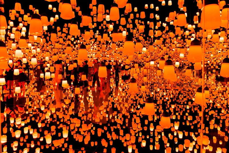 TeamLab_Borderless,_Odaiba,_Tokyo,_Japan_(49070106088)