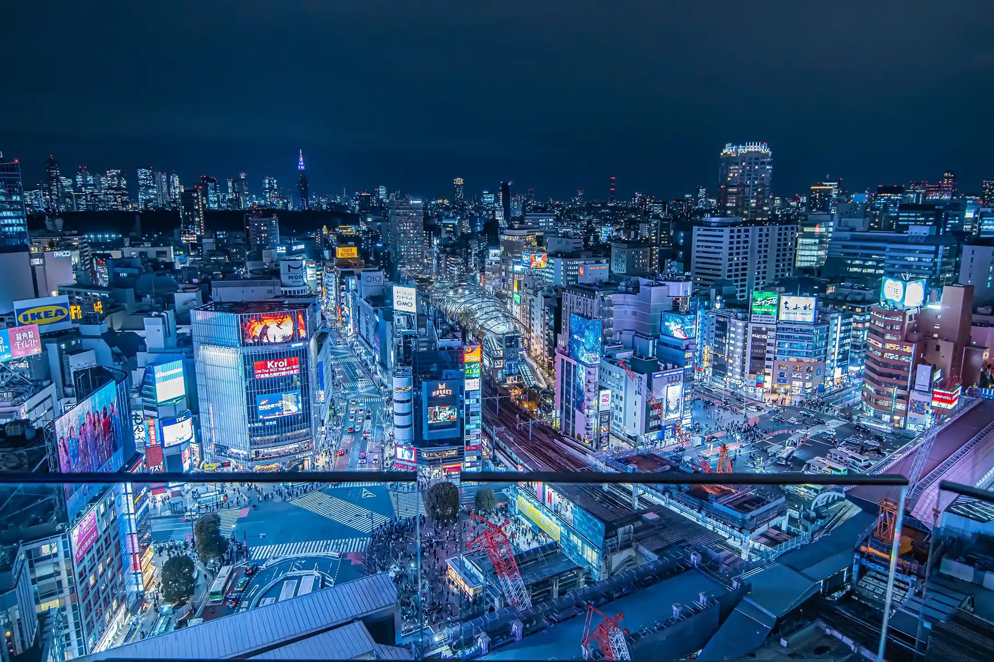 Night view of Shibuya Scramble Crossing