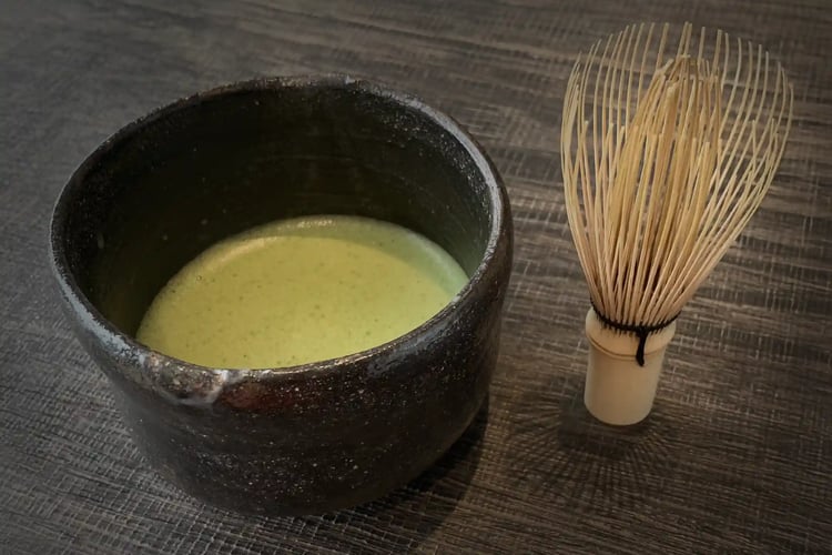 One serving of thin matcha, viewed from an angle