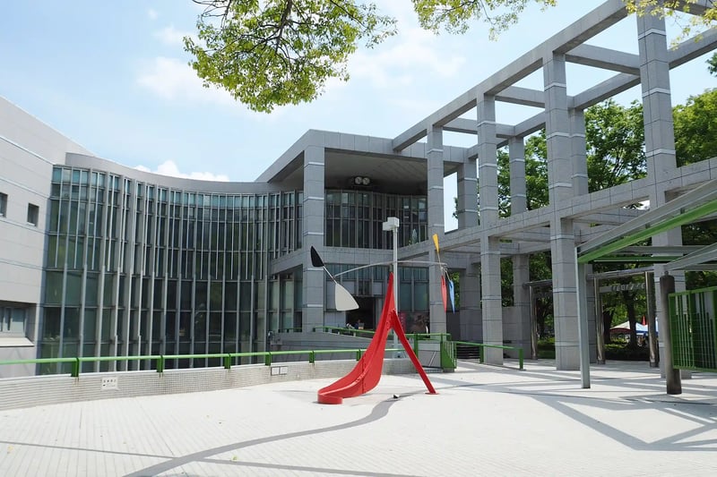 Nagoya City Art Museum in Shirakawa Park