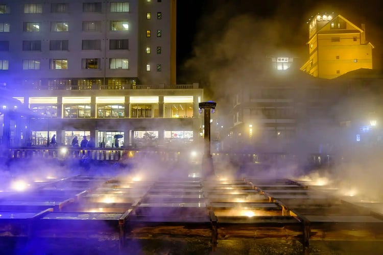 Hot spring resort (4)