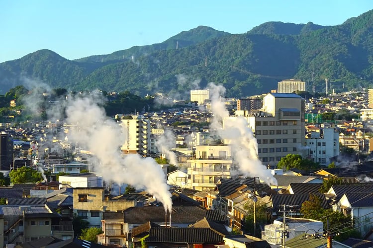 Beppu Onsen Town Bathed in the Morning Sun