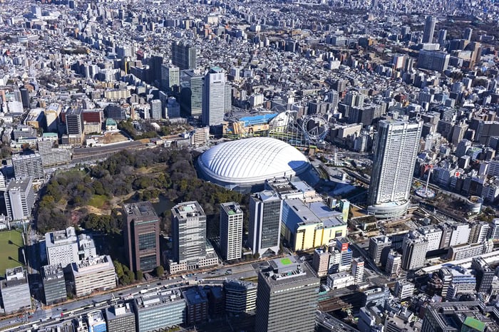 Tokyo Dome and Koishikawa Korakuen Garden