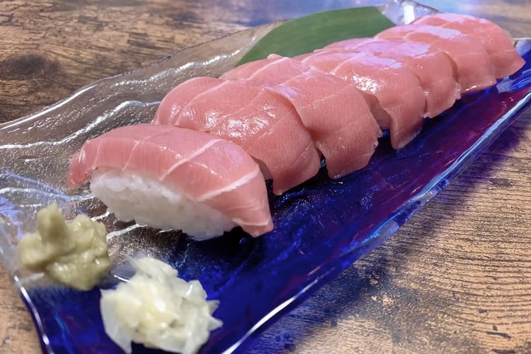 Medium-Fatty Tuna Nigiri (Chutoro)