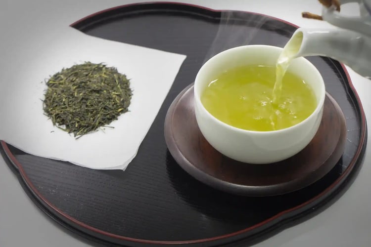 Boiling Water Gyokuro and Tea Leaves