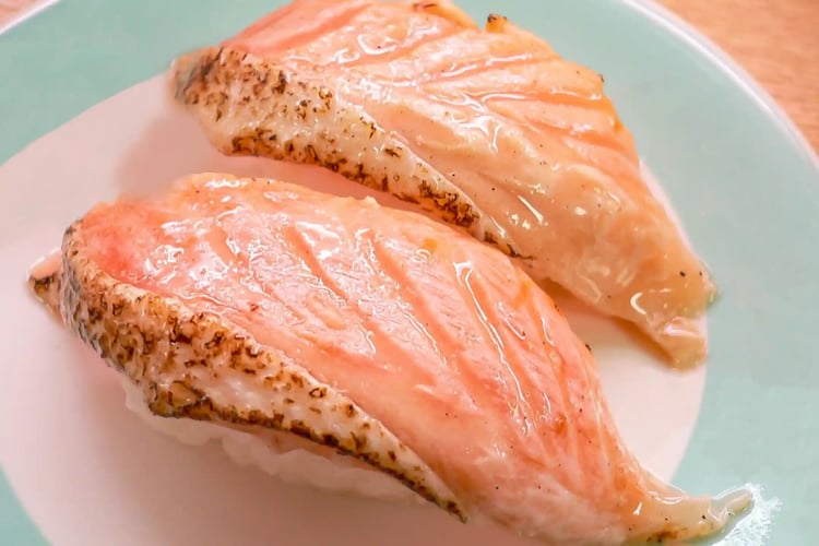 Seared Salmon Sushi