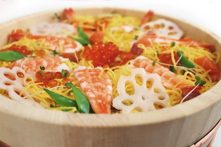 Chirashi Sushi (Scattered Sushi Platter)