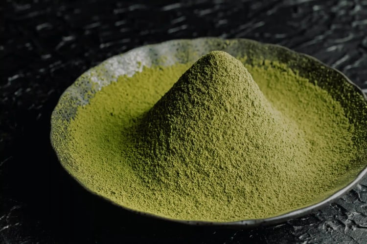 Matcha powder and Japanese-style bowls