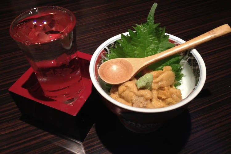 Fresh Sea Urchin in Saltwater (Ensuí Uni) Paired with Japanese Sake