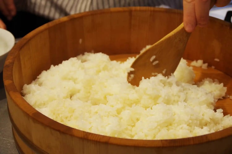 Vinegared Sushi Rice (Sumeshi)