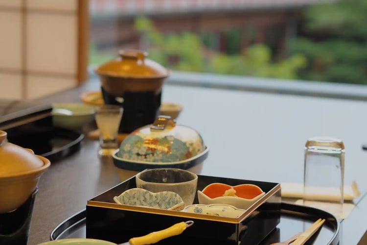 Kaiseki Meal in a Room with a View