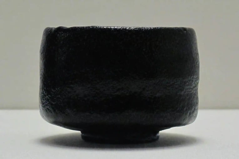 Traditional Raku Ware (Raku-yaki)