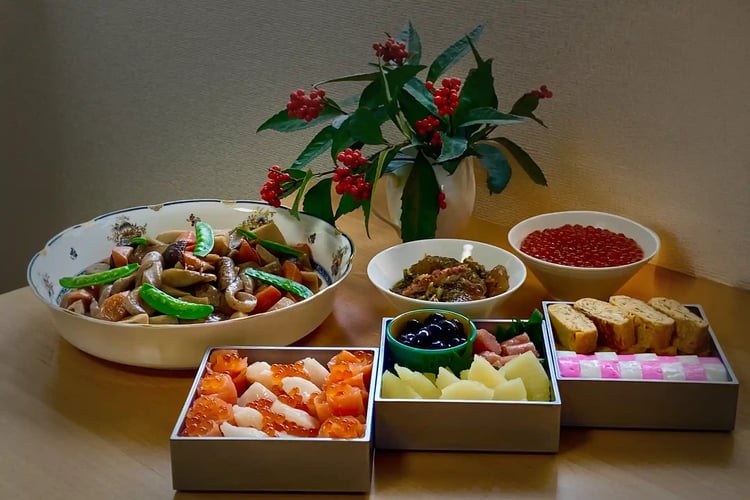 Seafood Osechi Ryori and Heavenly Bamboo Berries from Hokkaido