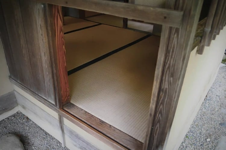 Nijiri-guchi, the crawl-through entrance to a teahouse