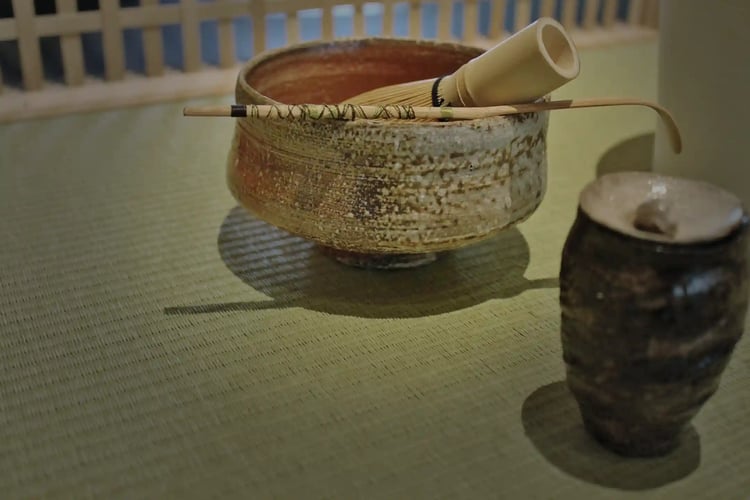 Matcha tea bowl and natsume