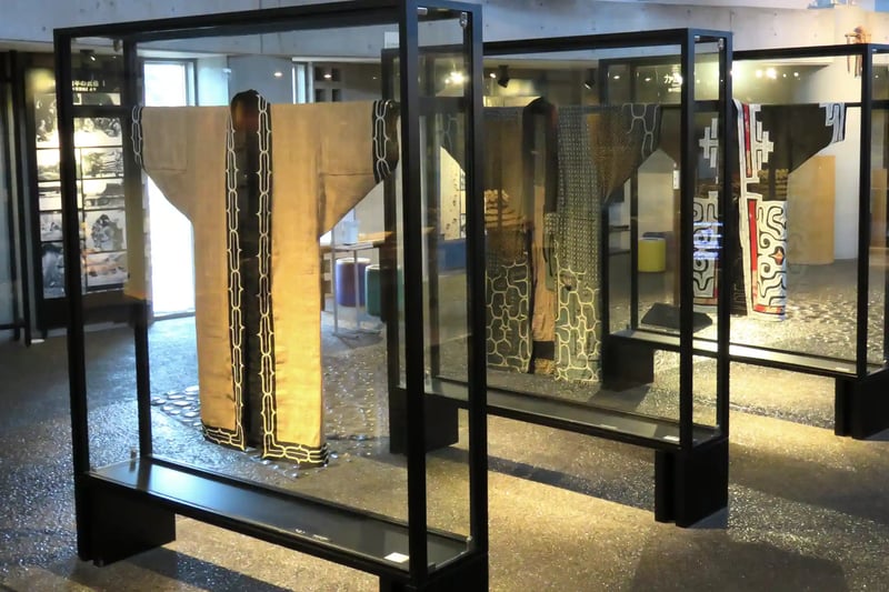 Exhibitions_in_the_Nibutani_Ainu_Culture_Museum,_April_2023_07