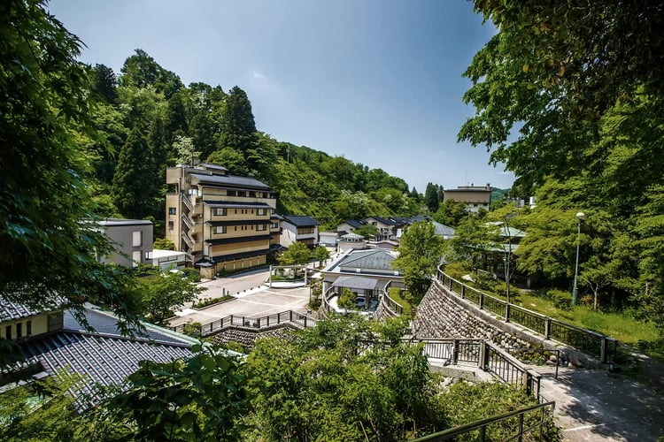 Yuwaku Hot Spring Resort Scenery and Landscapes (Kanazawa)