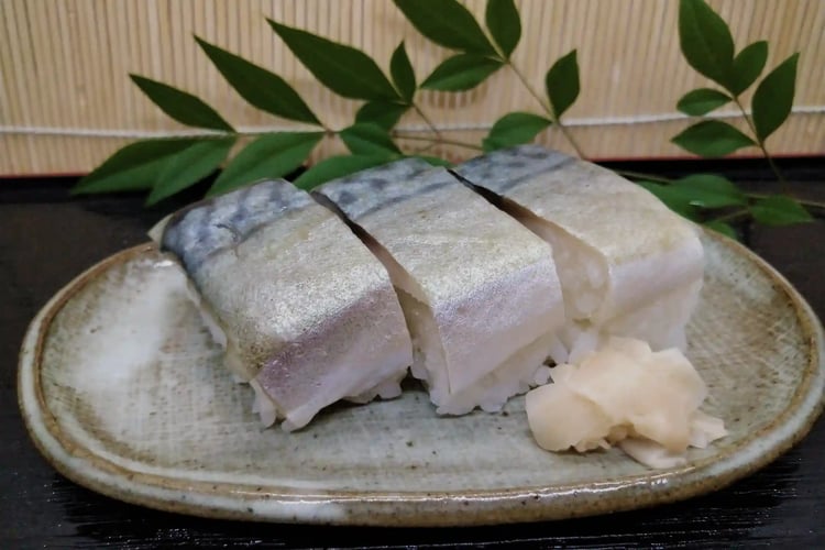 Battera (Pressed Mackerel Sushi)