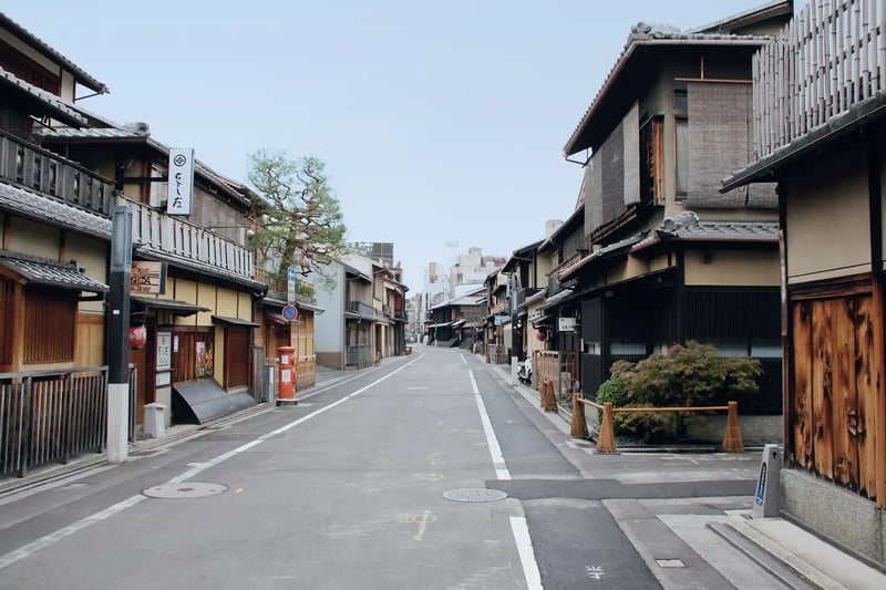 The Traditional Townscape of Hanamikoji Street in Kyoto