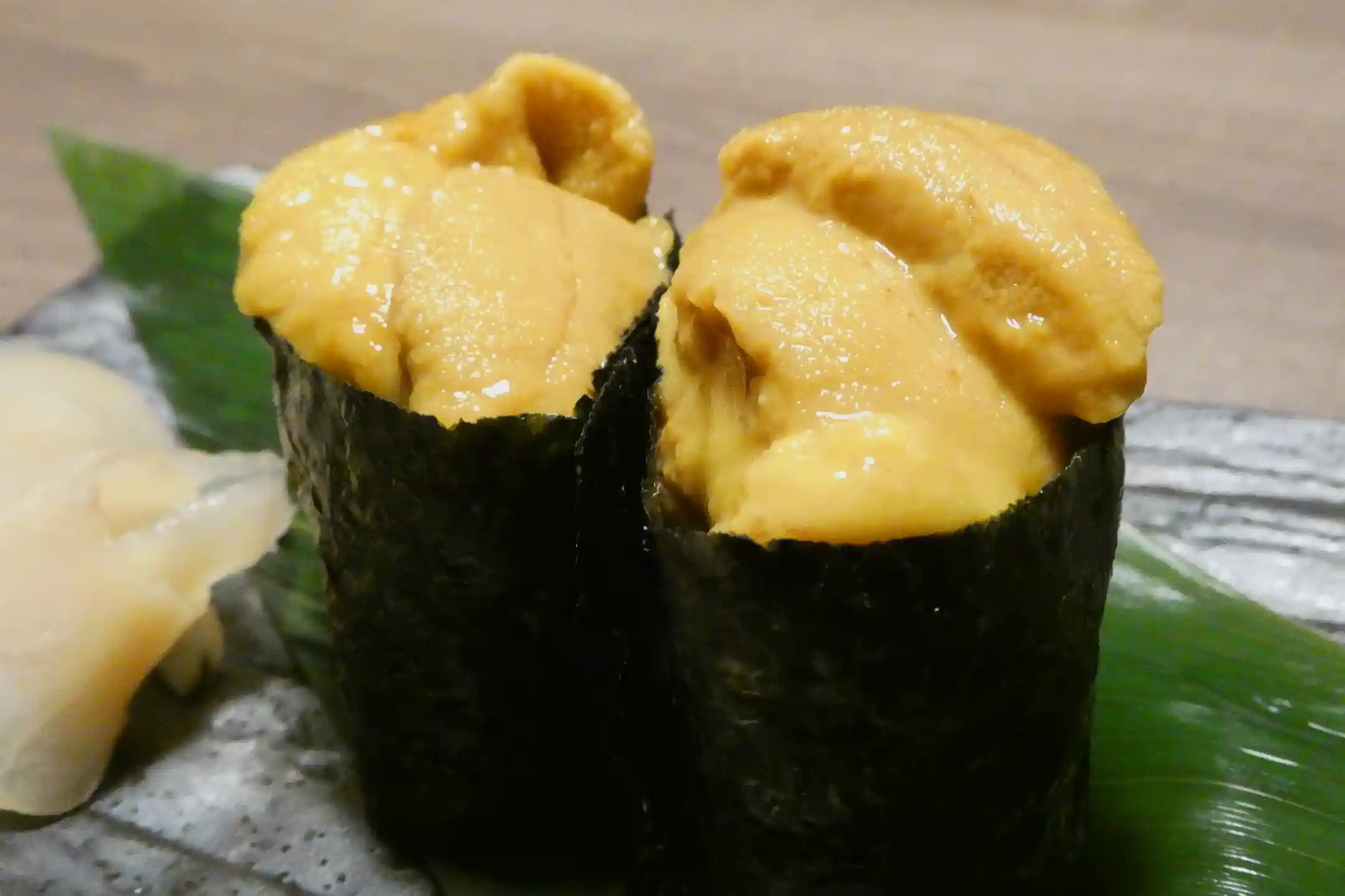 Uni Sushi Taste Guide: Flavor Characteristics, How to Eat Uni Gunkan, and How to Choose Well for a Special Occasion