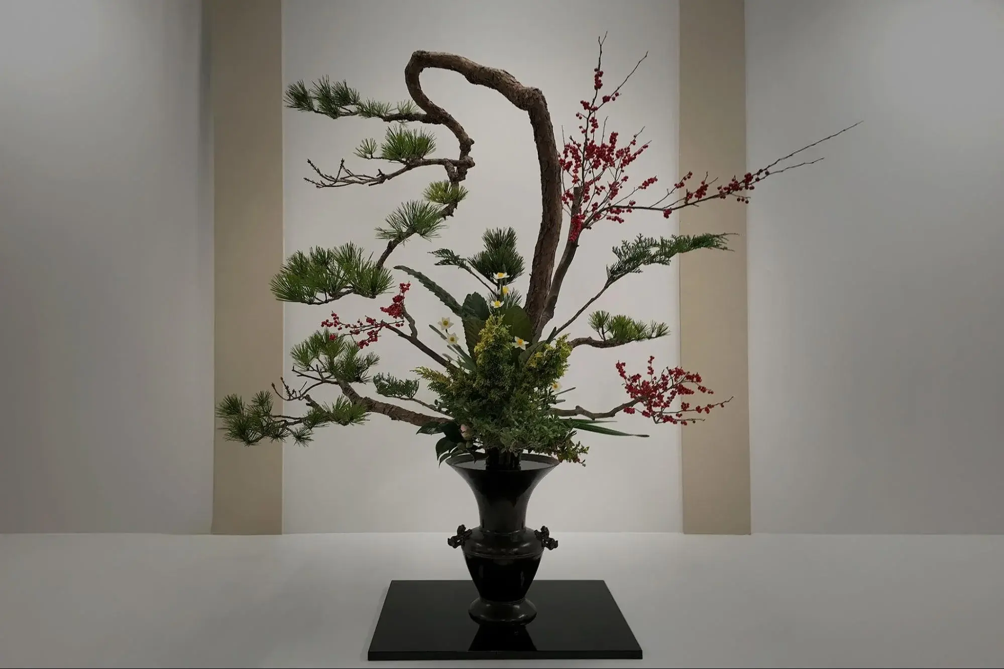Samurai Flower Arranging Explained: Ikebana, Bushido and Japanese Aesthetics
