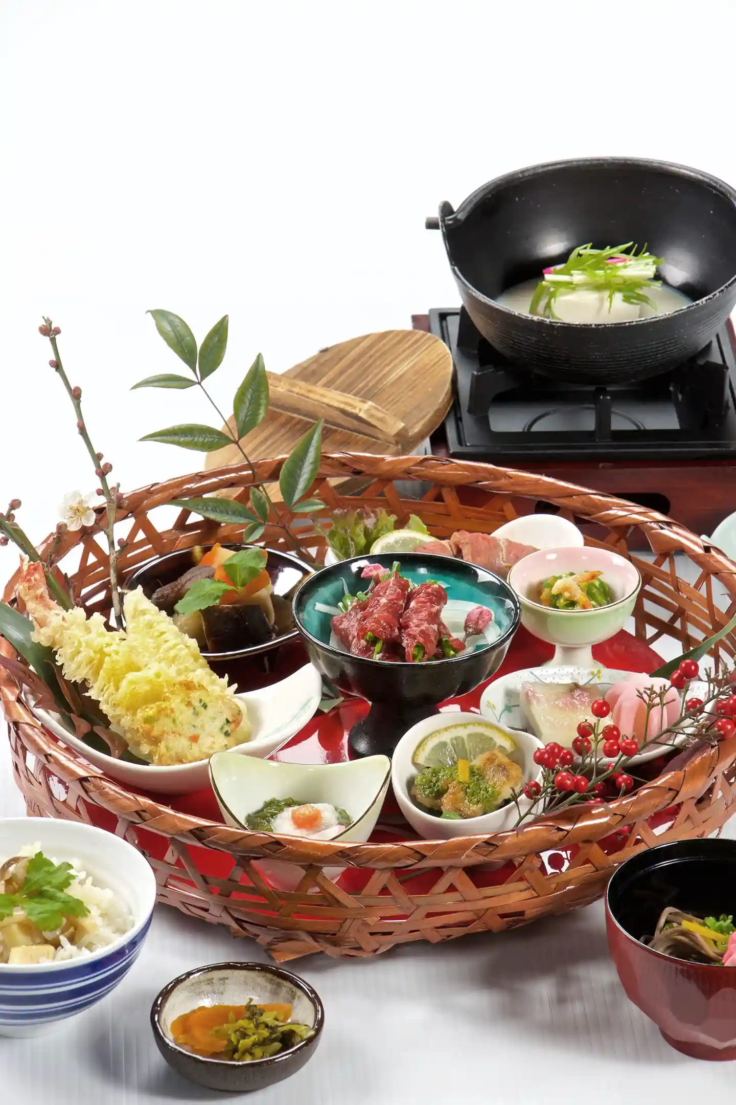 Hanakago Gozen Flower-basket lunch set