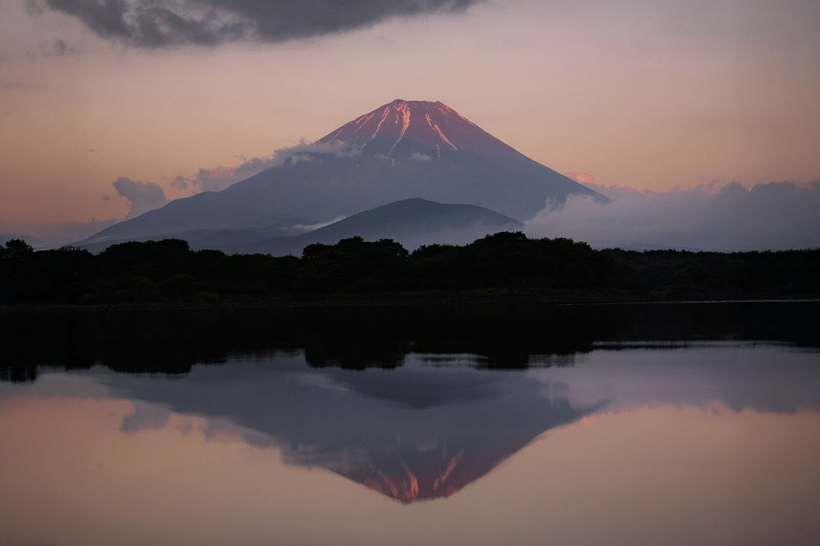 The Complete Guide to Family‑Friendly Activities in Japan — Wellness, Sustainability, and Fun Things to Do in Japan with Family